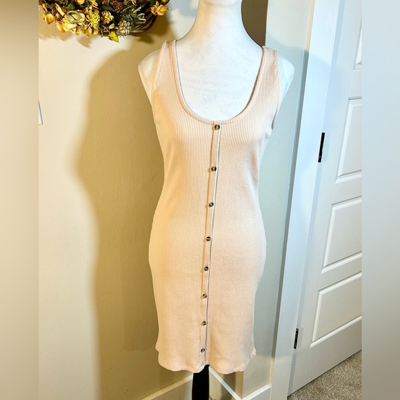 THE DROP Sierrafurtado Rose Dust Fitted Sleeveless Button Down Mini Dress NWT- M - Picture 2 of 13